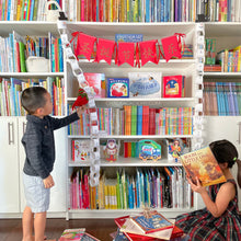 Load image into Gallery viewer, Paper Chain Snowman Christmas Countdown
